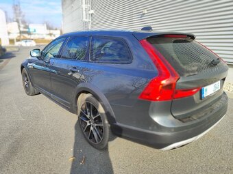 Volvo V90, Cross Country 2.0 D5 Pro AWD - 3