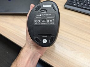 Myš Genius Ergo 8250S - ergonomická vertikální - 3