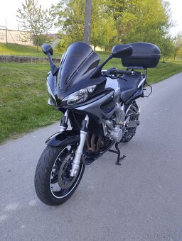 Yamaha FZ6 S r.v 2007, 51 000km, laděné výfuky, doplňky - 3