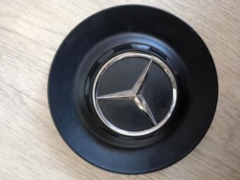 Šroubované pokličky mercedes Benz - 3