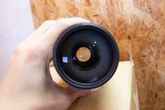 Canon EF 75-300mm f/4.0 - 5.6 III Zoom - 3