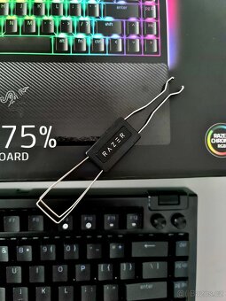 Razer Blackwidow V4 75% Orange Switches - 3