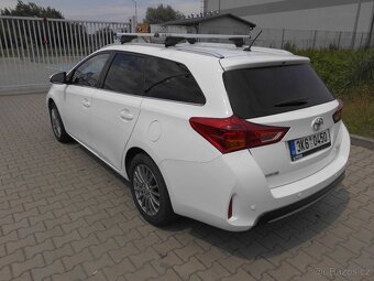 Toyota Auris COMBI- rv2013- 1.6 97kw- 112000km - 3