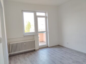 1+1 s terasou, Praha 10 Vršovice, odstupné 409.000,-Kč - 3
