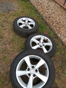 Alu kola Mazda - R16 pneu 205/55 - 3