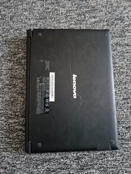 Dotykový tablet Lenovo Yoga 2 s Windows 10 - 3