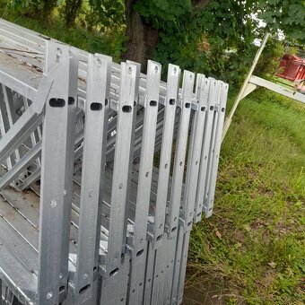 Doprodej vazníků, nosníků na sedlovou střechu 10 m - 3