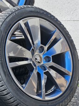 Pěkná nová zimní orig alu Škoda Superb 3, Pirelli 235/45/18 - 3