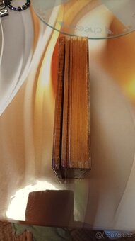 Stará krabička na cigarety. - 3