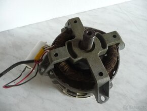 ELEKTROMOTOR S BRZDOU - 3