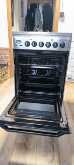 Sklokeramický sporák - málo používaný (400V) - 3