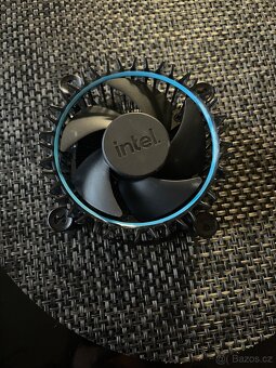 Intel core i3-14100f - 3