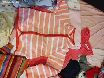 Dětské dívčí oblečení 4 až 6 let - 3