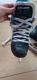 Brusle Bauer - zimní dětské brusle - 3