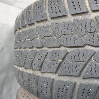 Sada zimních kol Ford 195/60 R15 č. AK70 - 3