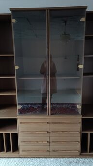 Prostorná obývací stěna v dekoru dřeva – retro/klasika - 3