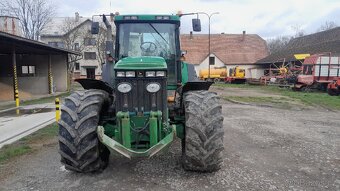 John Deere 8210 - 3