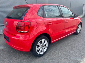 VW Polo 1.2TSI 77kW Highline VÝHŘEV Xenon SENZORY 65.000km - 3