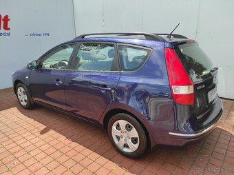 Hyundai i30 Combi 1.4 80 kW KLIMA KOUP. ČR NAJ. 82 tis. km - 3