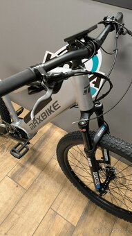 Maxbike Freya 2.1 27,5" 2024 šedá - 3