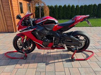 Honda CBR 1000rr Fireblade - 3