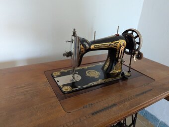 Šicí stroj Minerva Bobbin - 3
