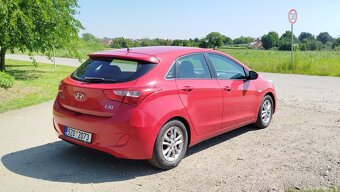 Hyundai i30 1.6 88kw - 3