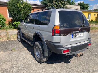 Mitsubishi Pajero Sport 2,5 D - 3