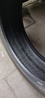 Letní 235/40 r20 - 3