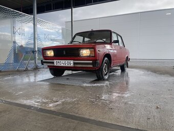 Vaz 2105 + přívěsný vozík - 3