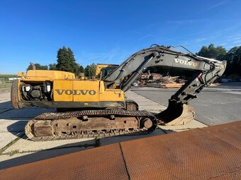 Pásový bagr Volvo EC360BNLC - 3