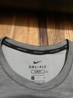 Nike Pro sportovní triko - 3