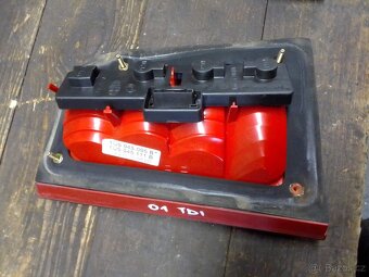 Škoda Octavia 1 kom. zadní světla facelift - 3