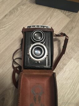 Staré retro fotoaparáty - 3