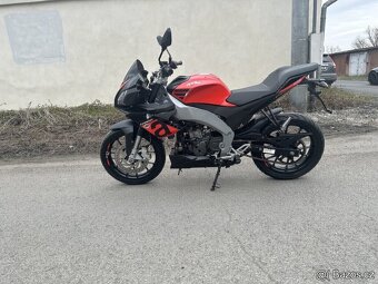 Aprilia tuono 125 - 3