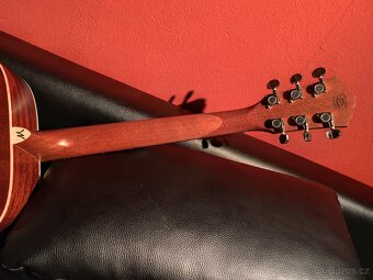 Akustická kytara WASHBURN - 3