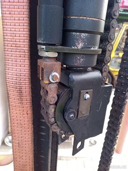 Prodám zdvihací rameno do výšky 1600 mm - 3