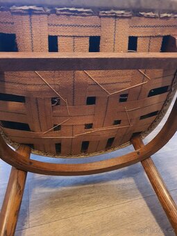 Staré repasované židle. - 3