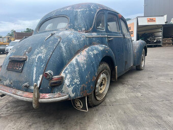 Skoda 1102 Tudor 4 dverový rok výroby 1952 50 000km - 3
