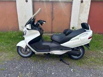Suzuki Burgman 650 - 3