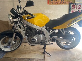 Suzuki GS 500 E - 3