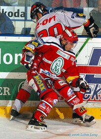 Koupím hraný dres HC Moeller Pardubice 2006/2007 - 3