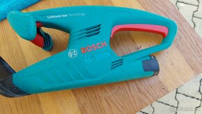 Nůžky na plot, plotostřih Bosch Aku, 46, zánovní - 3