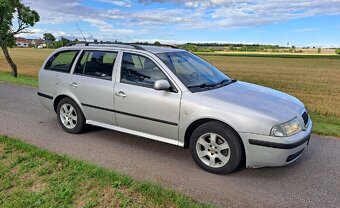 Škoda octavia 1.9TDI 66kw r2001 najeto 290000t.km - 3