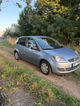 Ford  Fiesta - 3