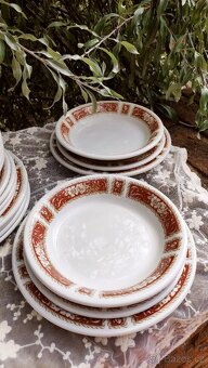Anglický vintage porcelánový set talířů - 3