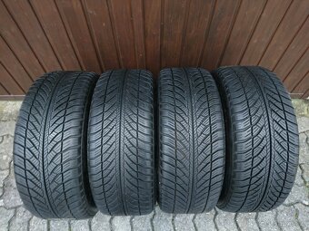 BMW 5 G30,31 18" M 662 originální zimní kola 245/45/18 5x11 - 3