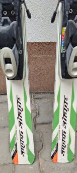 Lyže,boty, helma, hůlky, brýle. - 3