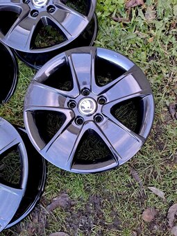 Alu kola 5x112 originál Škoda R16 - 3