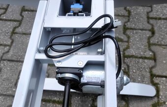 Elektricky výškově stavitelný stůl Hobis Motion Ergo - 3M - 3